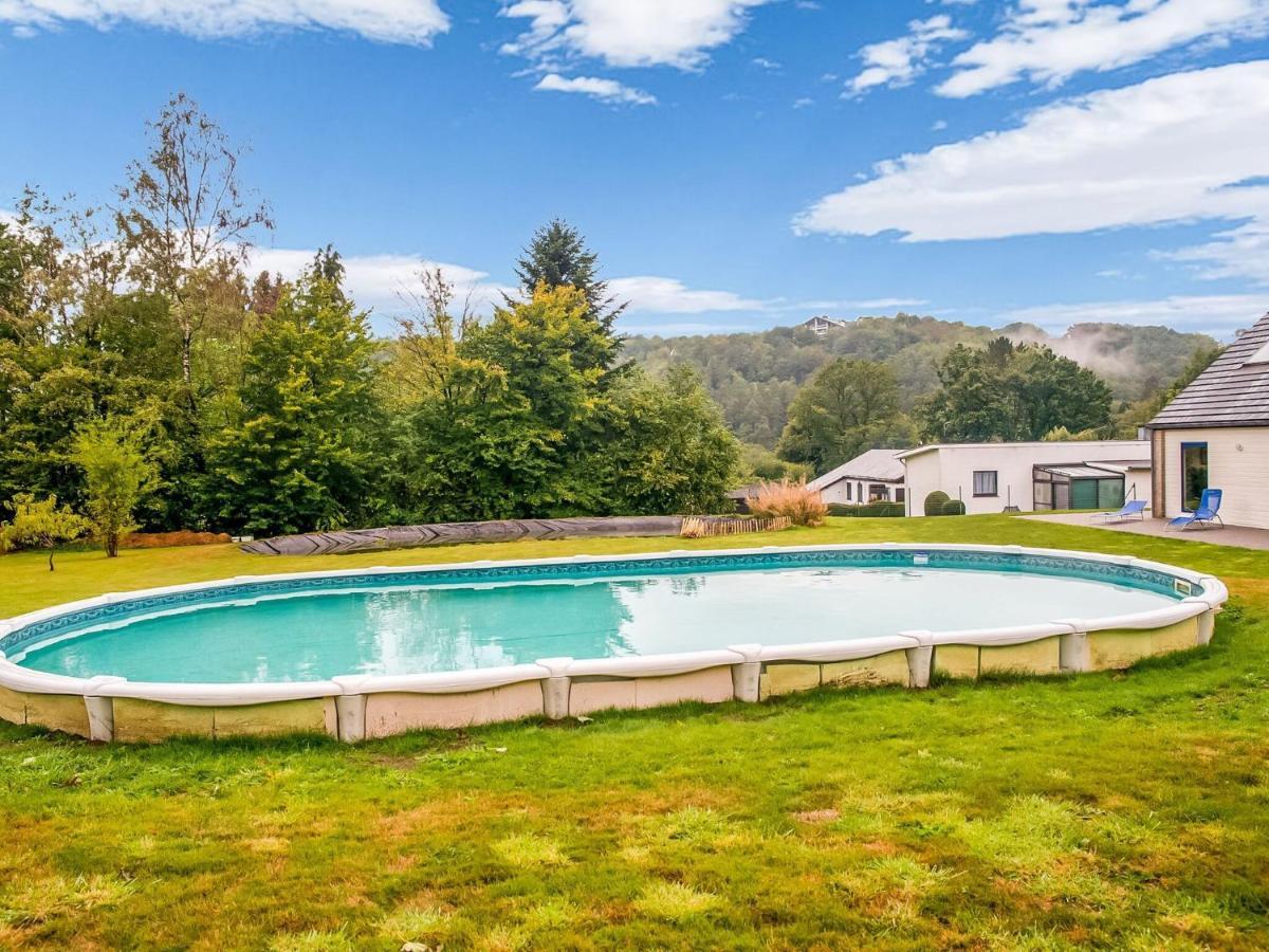 Splendid Villa In Sart Jalhay With Swimming Pool 尼维兹 客房 照片